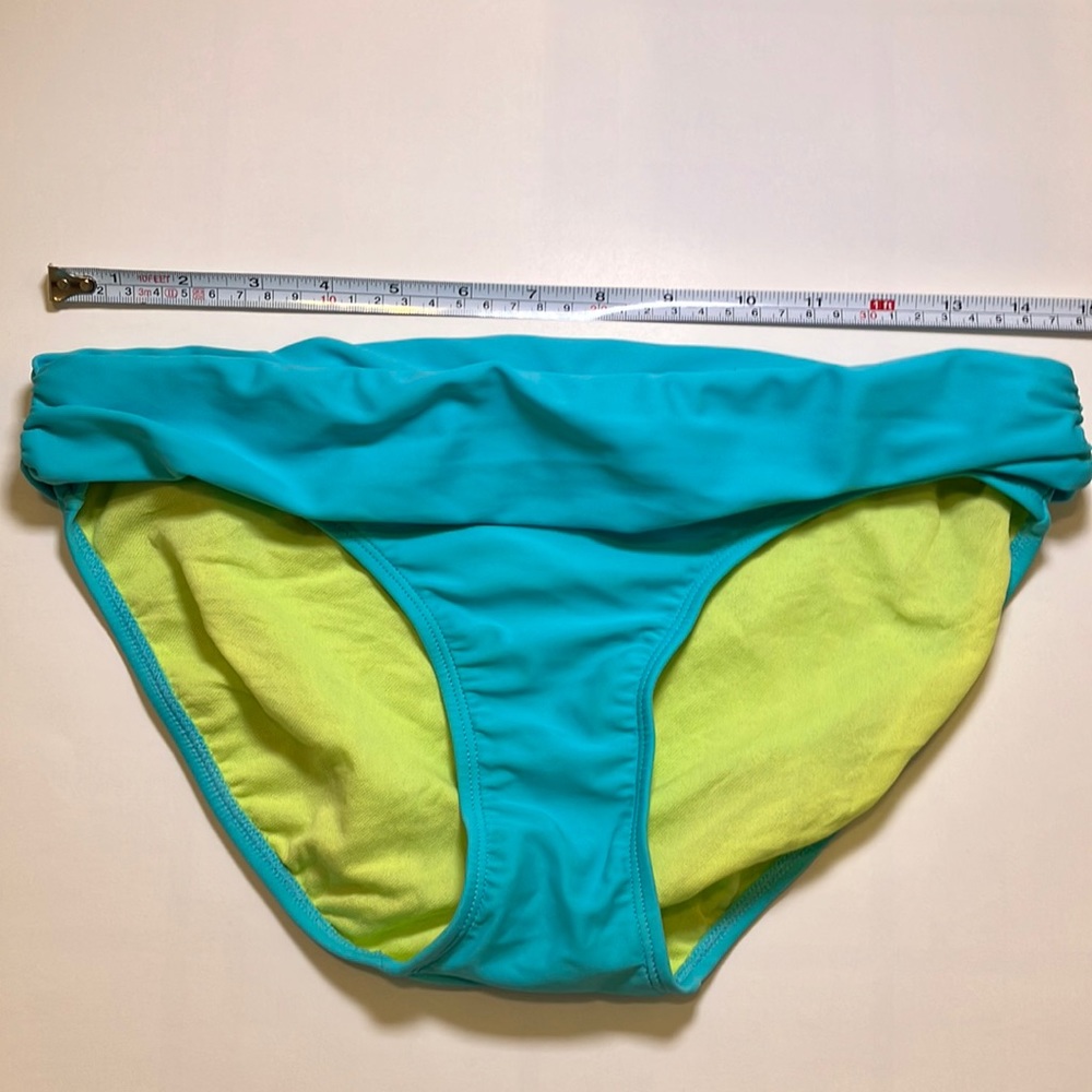 NWOT Athleta bikini bottom size Small aqua color